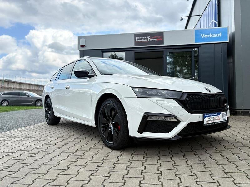 Second-hand Skoda Octavia RS 245 CP (180 kW) 2023 Alb Break