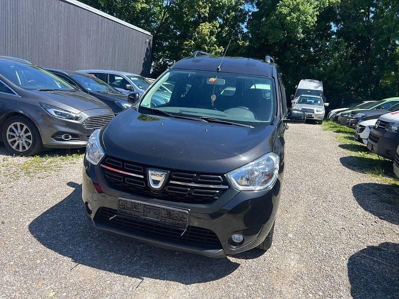 Gebraucht Dacia Dokker Lauréate 116 PS (85 kW) 2017 Schwarz Van / Kleinbus