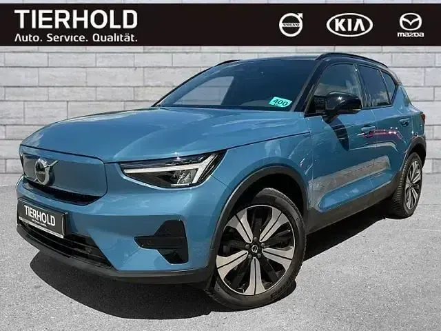 Gebraucht Volvo XC40 Plus 169 kW (231 PS) 2023 Fjord blue metallic SUV
