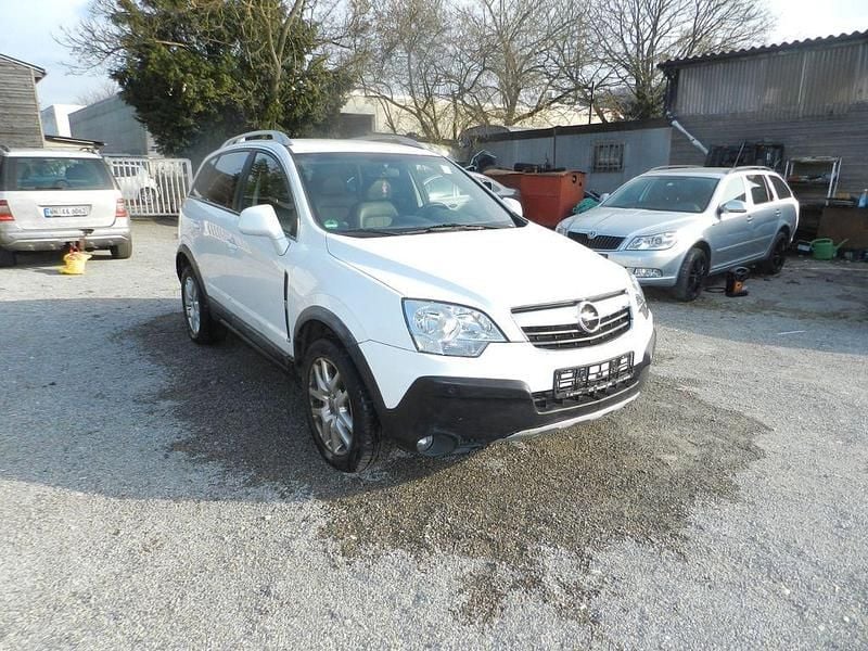 Gebraucht Opel Antara Edition 140 PS (102 kW) 2010 Weiß SUV