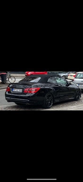 Second-hand Mercedes E350 265 CP (194 kW) 2012 Negru Cabrio