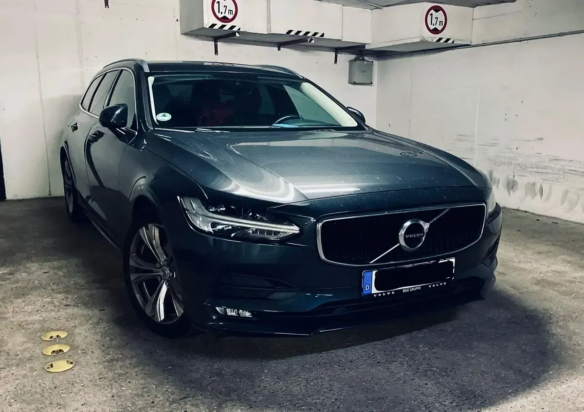Second-hand Volvo V90 150 CP (110 kW) 2019 Gri Break