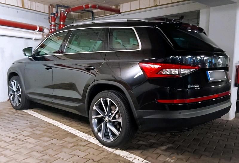 Schwarz Gebraucht 2017 Skoda Kodiaq SUV | 20.000 € (Fairer Preis) - Bild 1/4