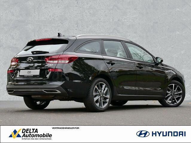 Gebraucht Hyundai i30 Trend 160 PS (117 kW) 2024 Schwarz Kombi