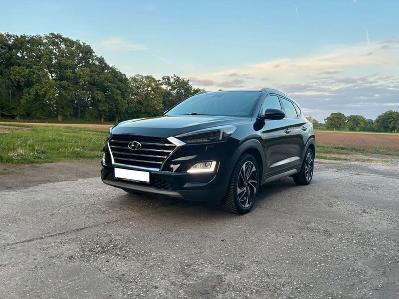 Schwarz Gebraucht 2019 Hyundai Tucson Premium SUV | 19.470 € (Fairer Preis) - Bild 1/4