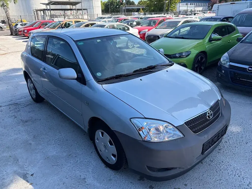 Gebraucht Toyota Corolla Sol 110 PS (80 kW) 2003 Silber Limousine