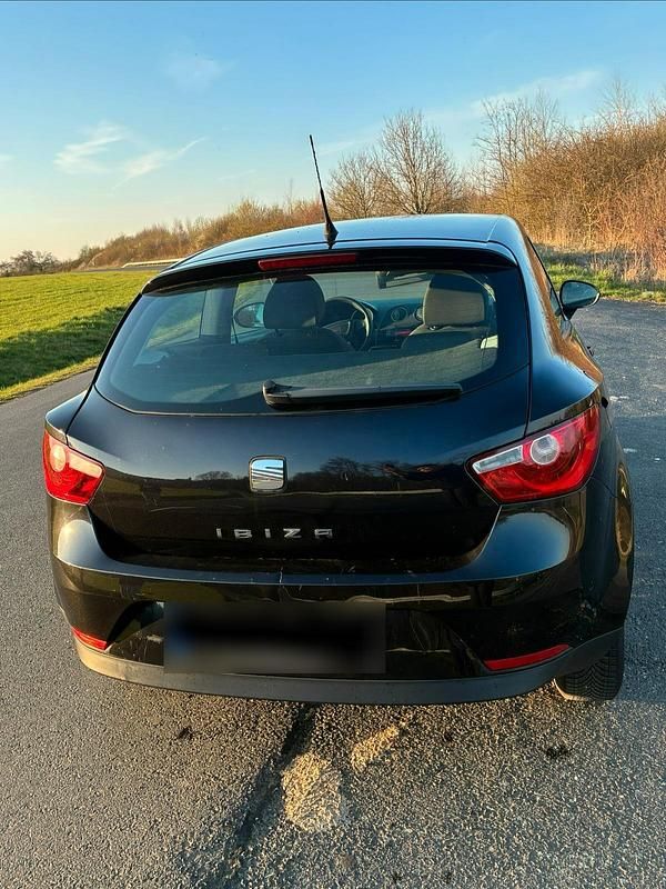 Gebraucht Seat Ibiza 83 PS (61 kW) 2011 Schwarz Kleinwagen