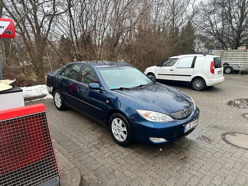 Gebraucht Toyota Camry 154 PS (113 kW) 2003 Blau Limousine