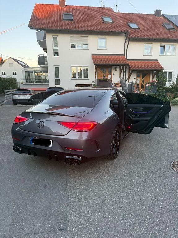 Grau Gebraucht 2018 Mercedes CLS450 Limousine | 42.999 € (Etwas zu teuer) - Bild 1/4