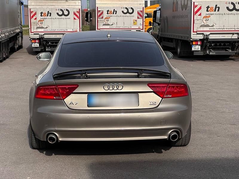 Gebraucht Audi A7 Competition 313 PS (230 kW) 2012 Gold Kleinwagen