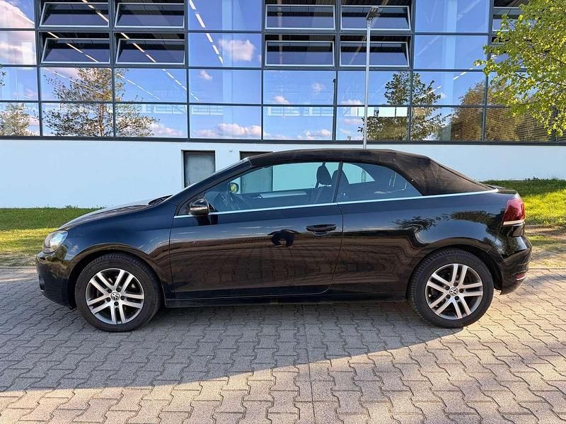Gebraucht VW Golf Cabriolet 105 PS (77 kW) 2012 Deep black perleffekt Cabrio