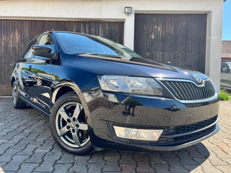 Schwarz Gebraucht 2015 Skoda Rapid Ambition Kombi | 8.280 € (Fairer Preis) - Bild 1/4