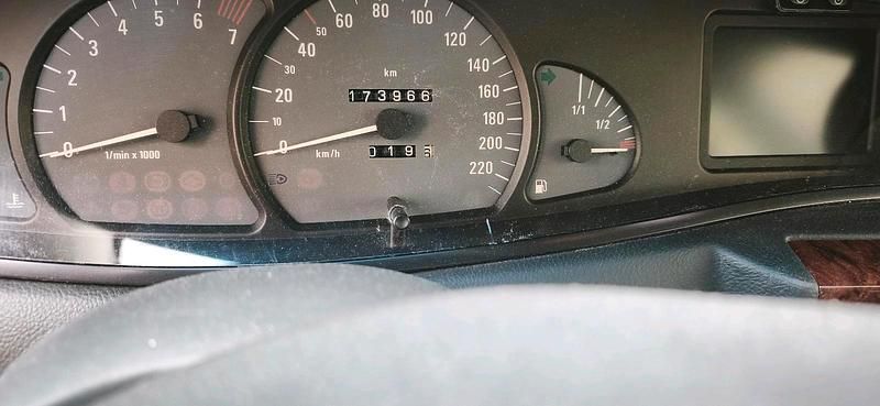 Gebraucht Opel Omega 144 PS (105 kW) 2001 Silber Limousine