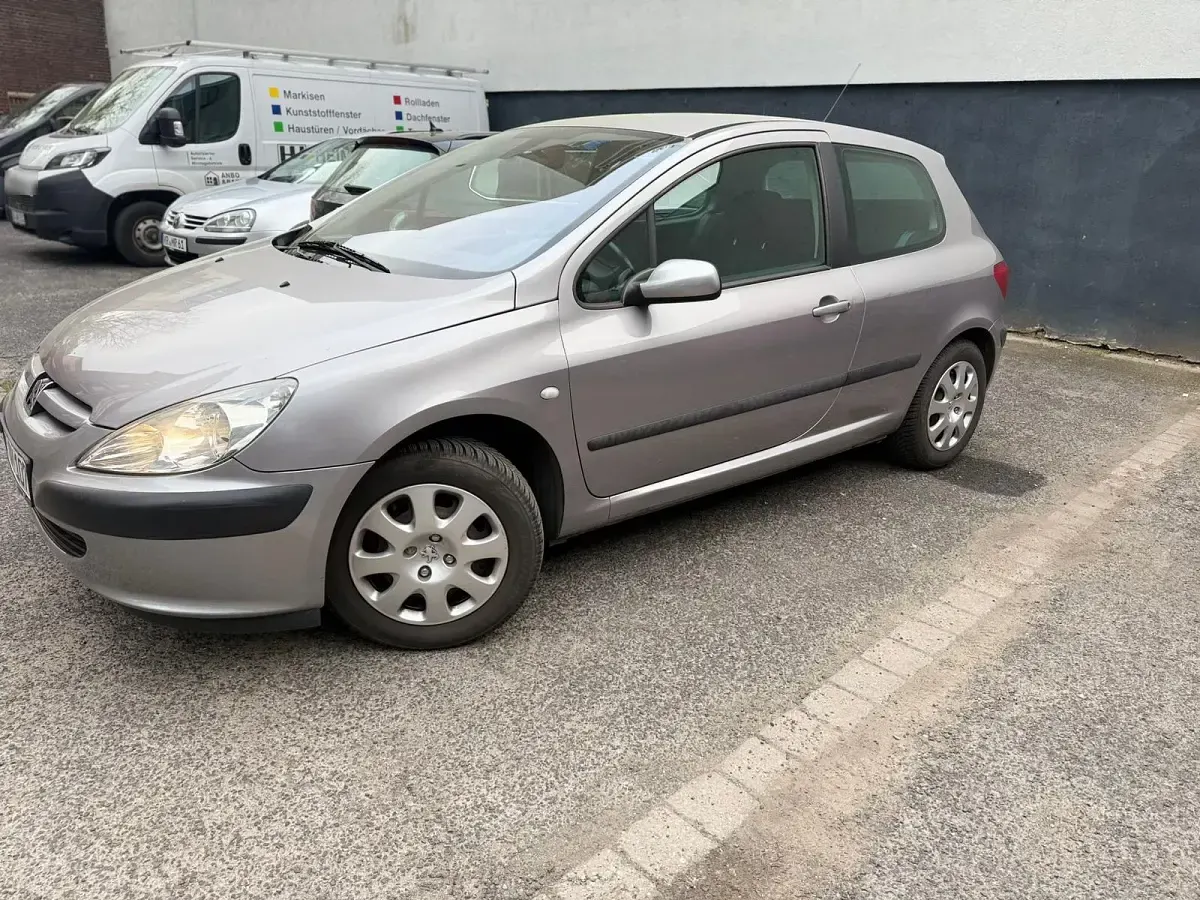 Gebraucht Peugeot 307 109 PS (80 kW) 2003 Grau Kleinwagen