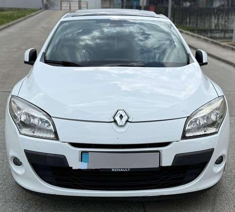 Gebraucht Renault Mégane 110 PS (80 kW) 2010 Limousine