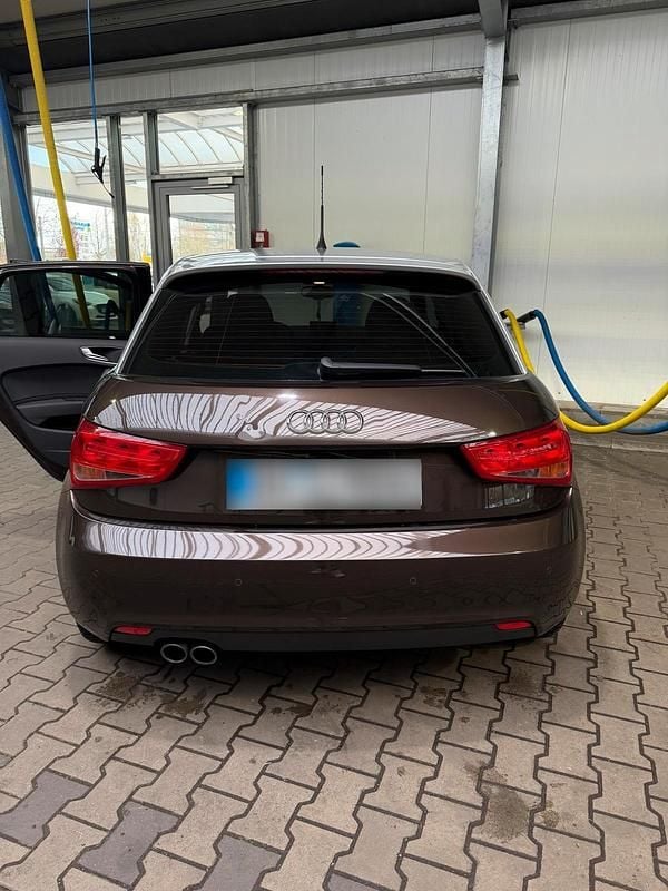Gebraucht Audi A1 122 PS (89 kW) 2014 Braun Kleinwagen