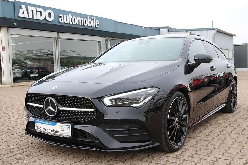 Nachtschwarz Gebraucht 2022 Mercedes CLA220 AMG line Limousine | 30.990 € (Superpreis) - Bild 1/4