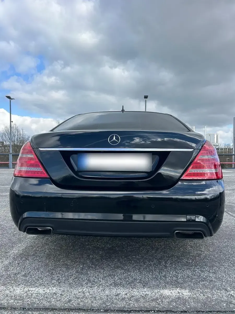Gebraucht Mercedes 350 235 PS (172 kW) 2010 Schwarz Limousine