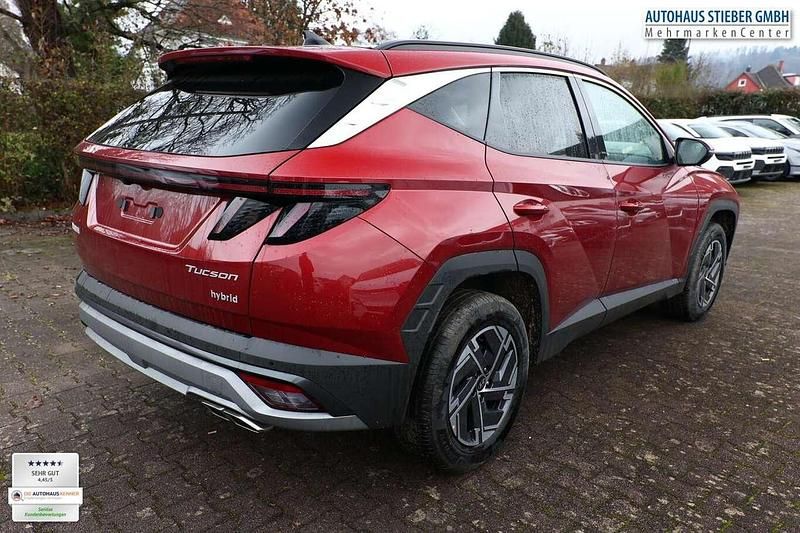 Neu Hyundai Tucson Select 215 PS (158 kW) 2025 Ultimate red metallic SUV