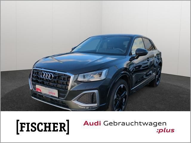 Manhattangrau metallic Gebraucht 2024 Audi Q2 Advanced SUV | 27.849 € (Etwas zu teuer) - Bild 1/4
