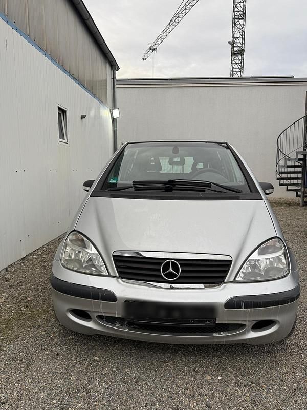 Silber Gebraucht 2004 Mercedes A170 Limousine | 1.350 € (Guter Preis) - Bild 1/4
