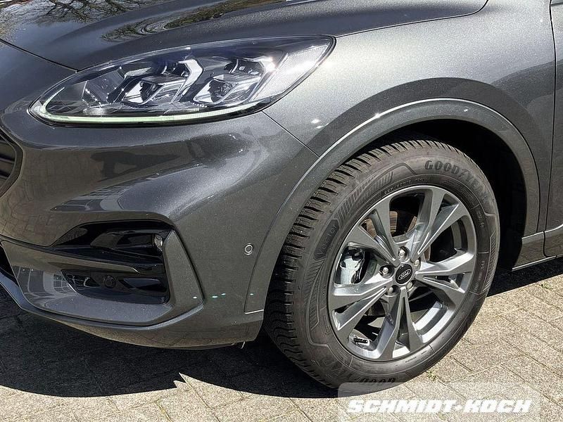 Gebraucht Ford Kuga ST-Line X 152 PS (111 kW) 2023 Magneticgrau (grau) SUV