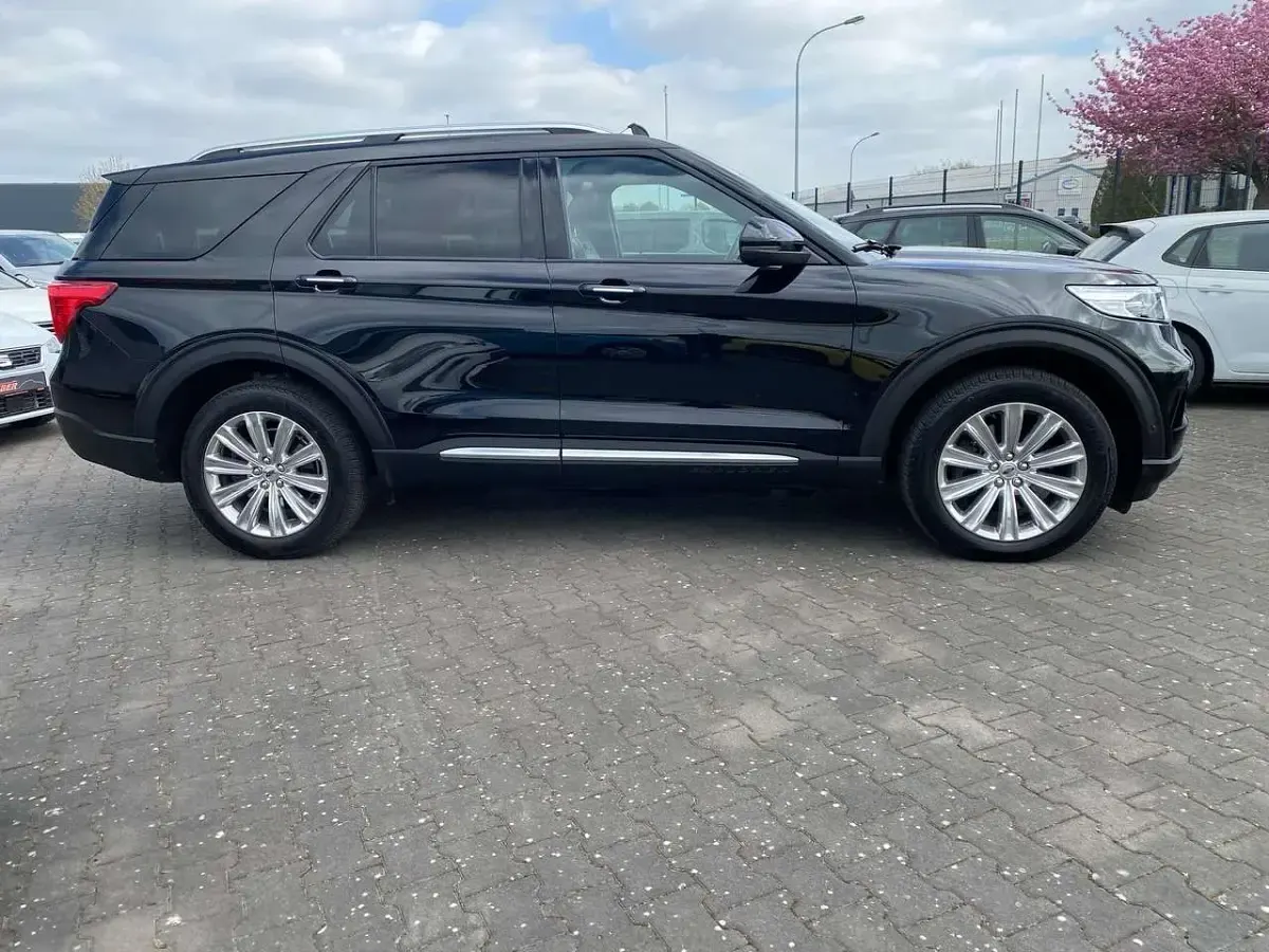 Gebraucht Ford Explorer Hybrid Platinum 363 PS (266 kW) 2021 SUV