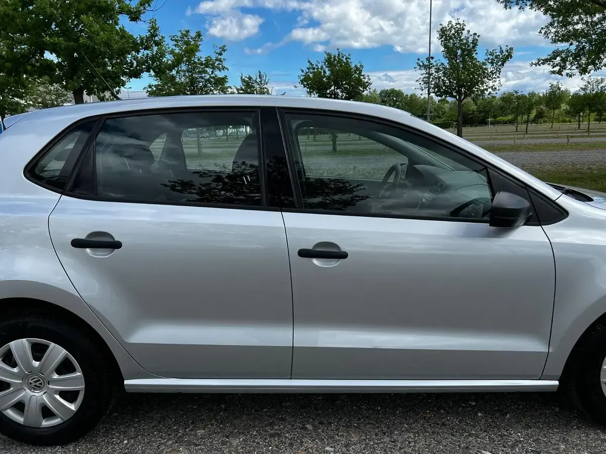 Gebraucht VW Polo Trendline 60 PS (44 kW) 2012 Silber Kleinwagen