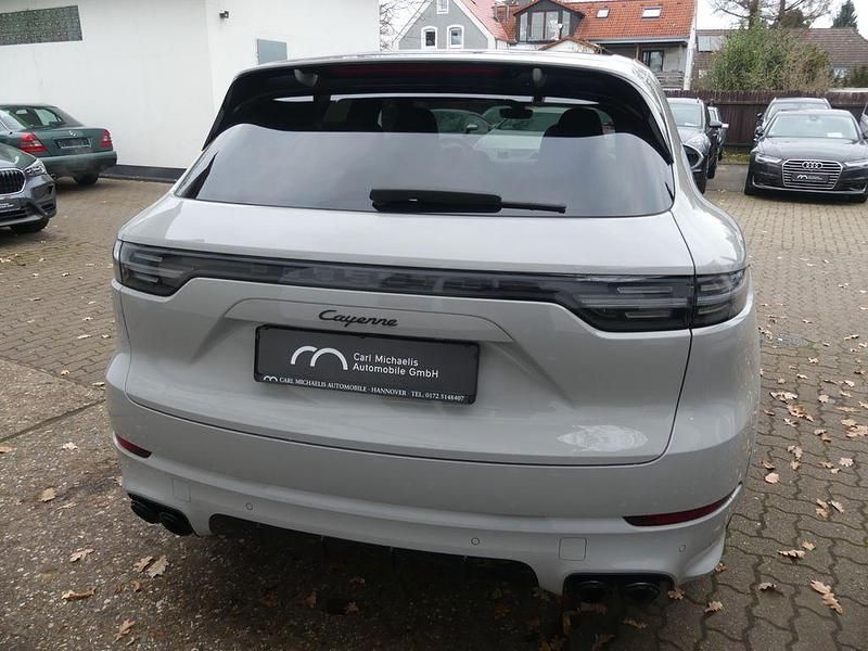 Second-hand Porsche Cayenne 340 CP (250 kW) 2021 Gri SUV