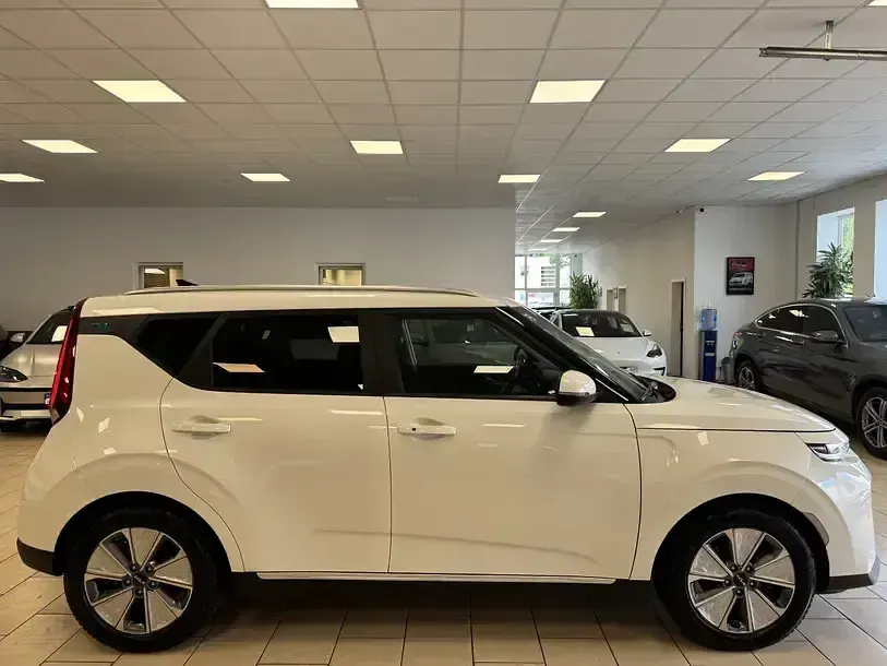 Gebraucht Kia Soul Vision 150 kW (204 PS) 2022 Weiß SUV
