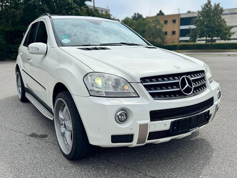 Weiß Gebraucht 2007 Mercedes ML420 SUV | 6.950 € - Bild 1/4