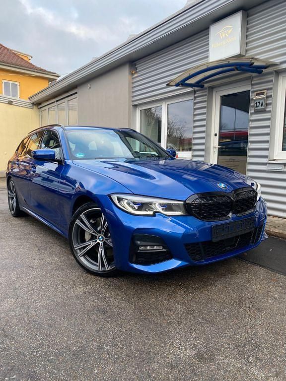 Blau Gebraucht 2021 BMW 330 M Sport Limousine | 29.990 € (Guter Preis) - Bild 1/4