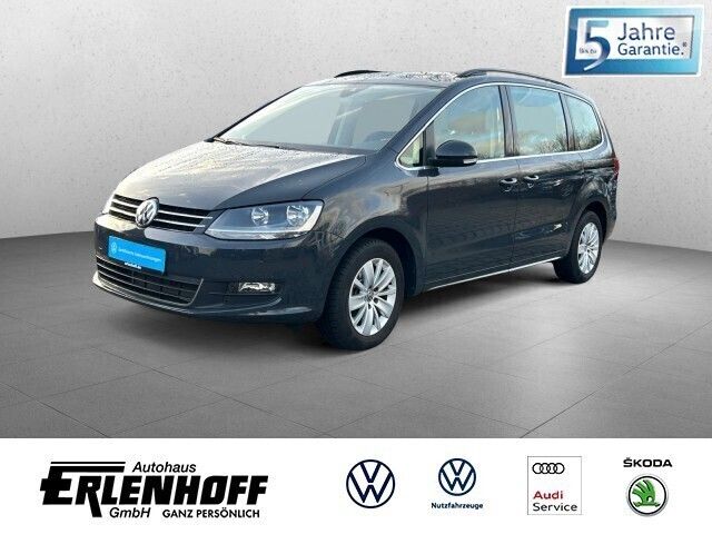 Grau Gebraucht 2023 VW Sharan Comfortline Van / Kleinbus | 29.750 € (Guter Preis) - Bild 1/4