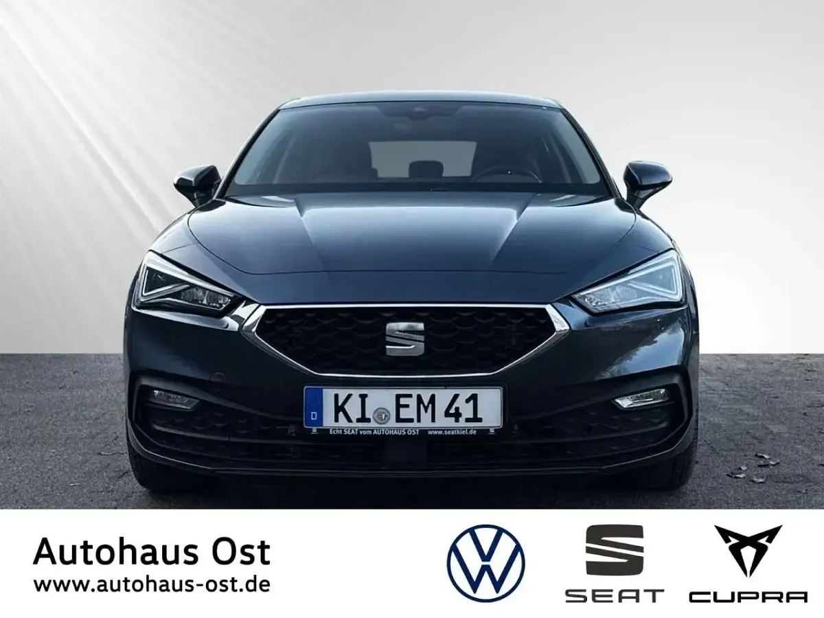 Gebraucht Seat Leon Style 150 PS (110 kW) 2025 Magnetic grau Limousine