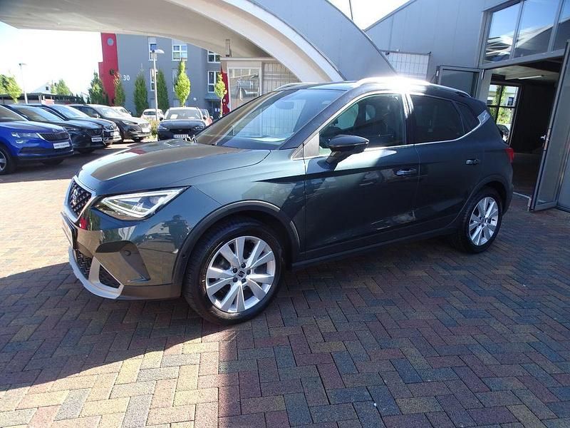 Grün Gebraucht 2022 Seat Arona SUV | 20.750 € (Fairer Preis) - Bild 1/4