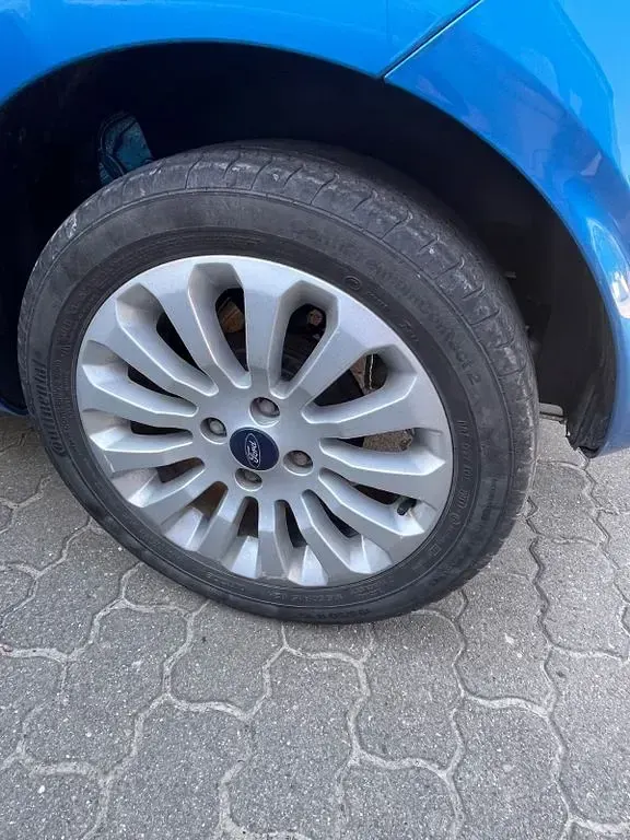 Gebraucht Ford Ka Titanium 69 PS (50 kW) 2011 Blau Kleinwagen