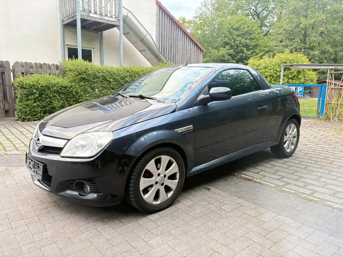 Gebraucht Opel Tigra 90 PS (66 kW) 2008 Cabrio
