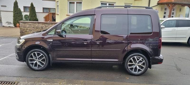 Gebraucht VW Caddy Comfortline 125 PS (91 kW) 2016 Schwarz Van / Kleinbus