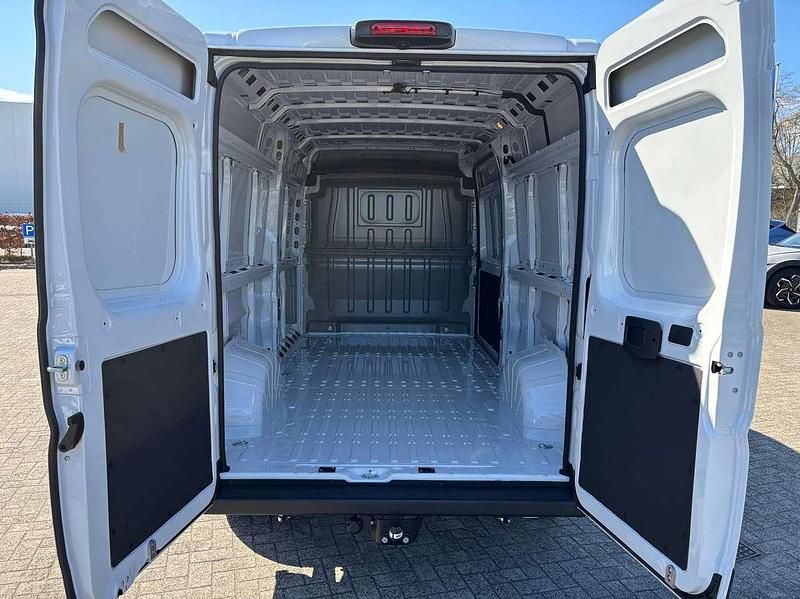 Gebraucht Citroën Jumper 140 PS (102 kW) 2024 Lackierung weiss Van / Kleinbus