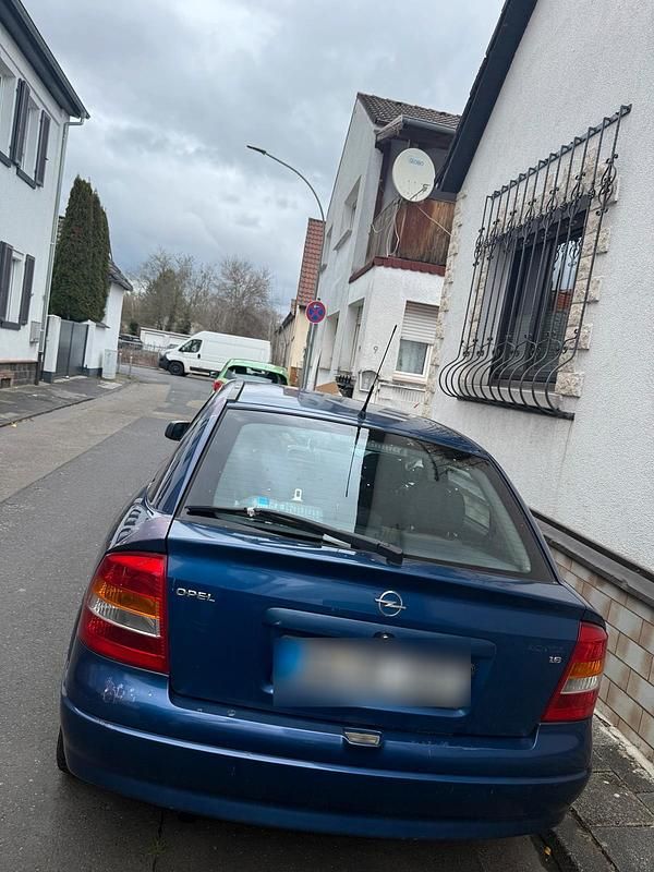 Gebraucht Opel Astra 86 PS (63 kW) 2002 Blau Limousine