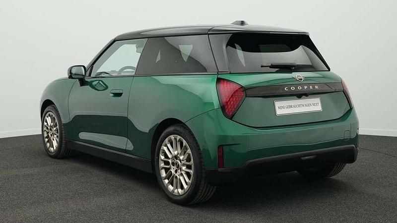 Gebraucht Mini Cooper Favoured 135 kW (184 PS) 2024 Grün Kleinwagen