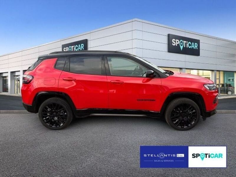 Gebraucht Jeep Compass Limited 179 PS (131 kW) 2023 Rot SUV