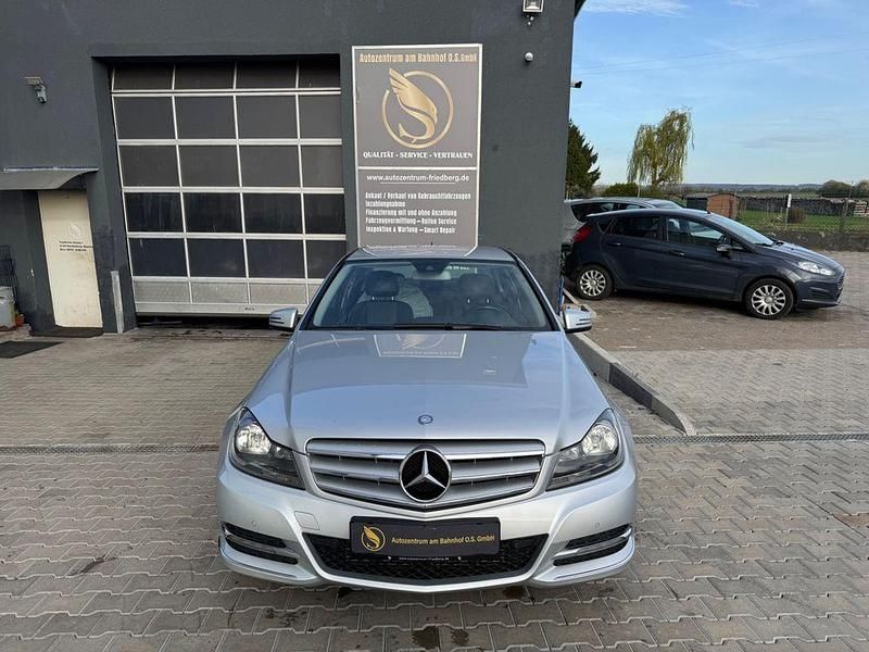 Gebraucht Mercedes C220 170 PS (125 kW) 2012 Silber Limousine