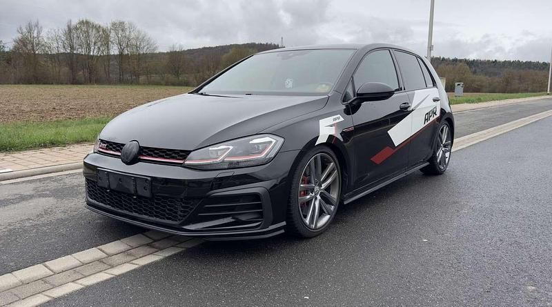 Gebraucht VW Golf VII Edition 298 PS (219 kW) 2019 Schwarz Kleinwagen