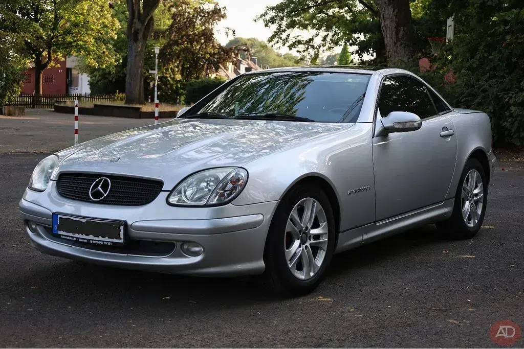 Gebraucht Mercedes SLK200 163 PS (119 kW) 2003 Silber Cabrio