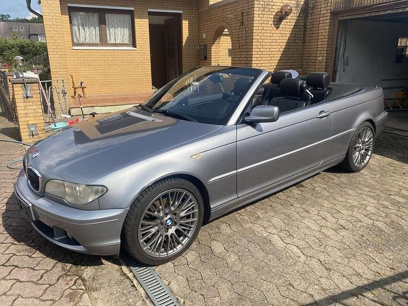 Gebraucht BMW 330 231 PS (169 kW) 2004 Grau Cabrio