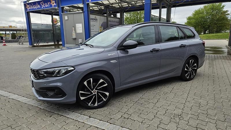 Grau Gebraucht 2021 Fiat Tipo Sport Kombi | 14.800 € (Etwas zu teuer) - Bild 1/4