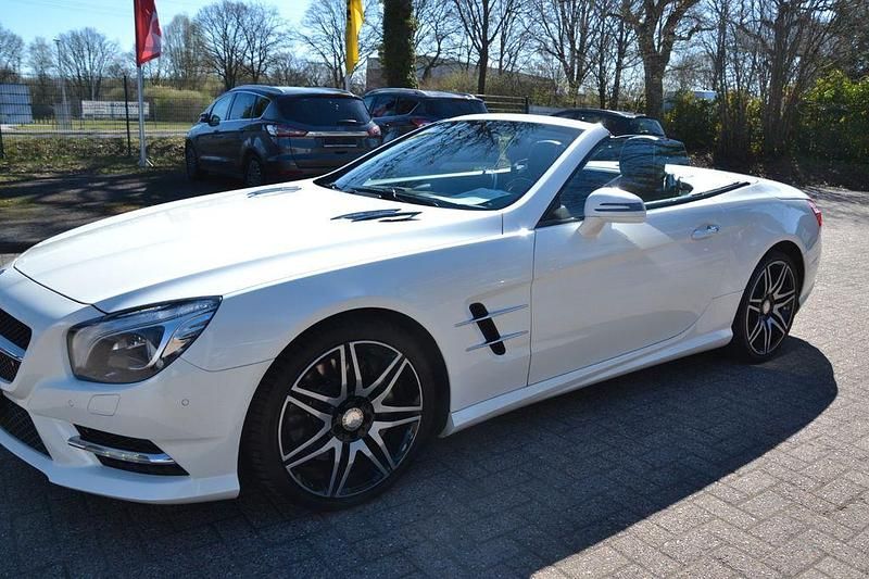 Gebraucht Mercedes SL400 AMG 333 PS (244 kW) 2015 Weiß Cabrio