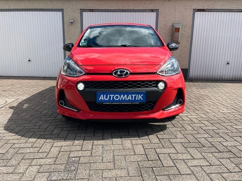 Tomato red Gebraucht 2020 Hyundai i10 YES! Kleinwagen | 13.099 € (Fairer Preis) - Bild 1/4
