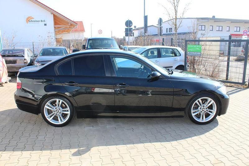 Gebraucht BMW 320 Shadowline 170 PS (125 kW) 2008 Schwarz Limousine